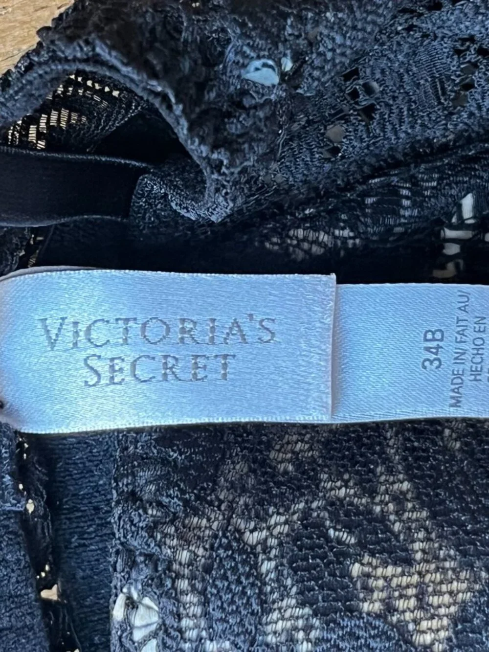 VICTORIA’S SECRET CHEETAH PRINT SILVER TAB PADDED SLIP Women’s sz 34B Black Lace